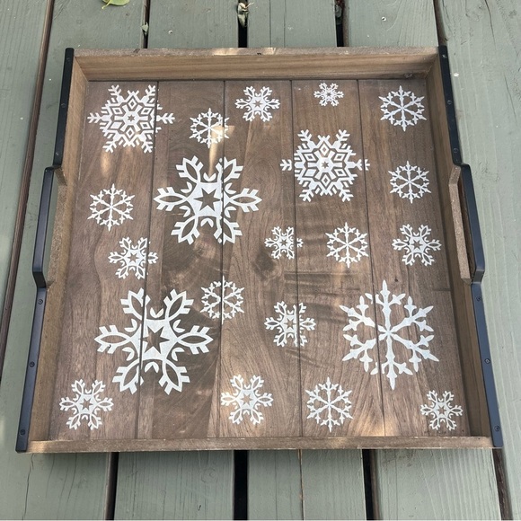 Large Wooden Serving Tray Snowwflake Christmas Season - Picture 1 of 5